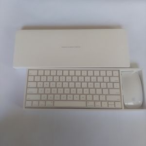 Apple Wireless Magic Keyboard 2